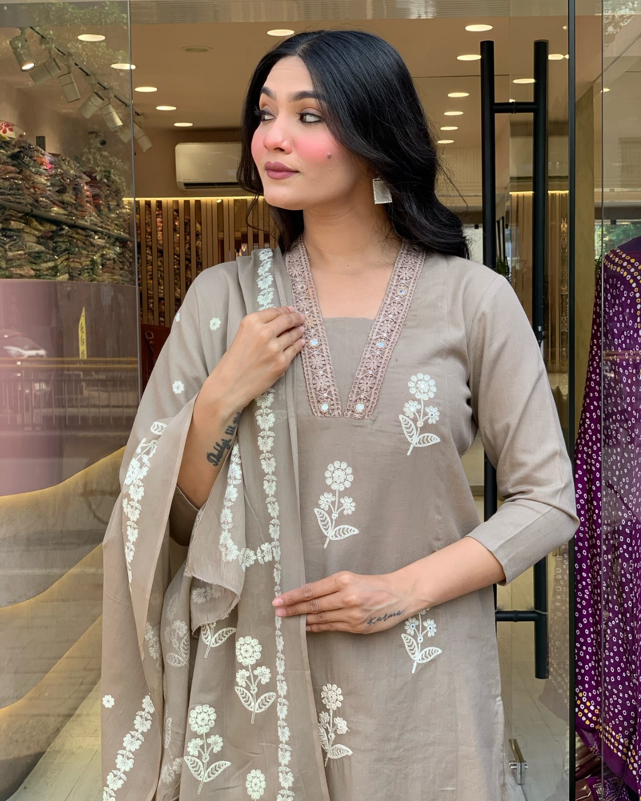 Pure Cotton fabric kurti pant and discharge print dupatta.